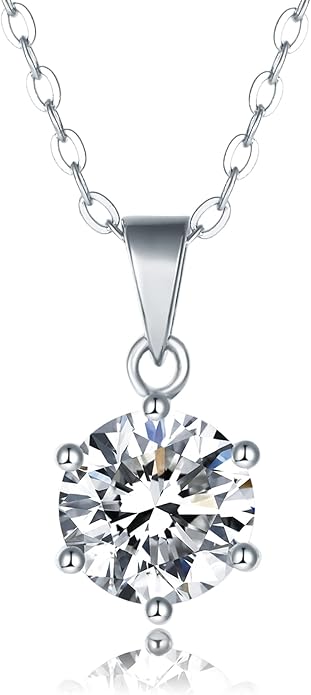 Avyra Pendant Necklace